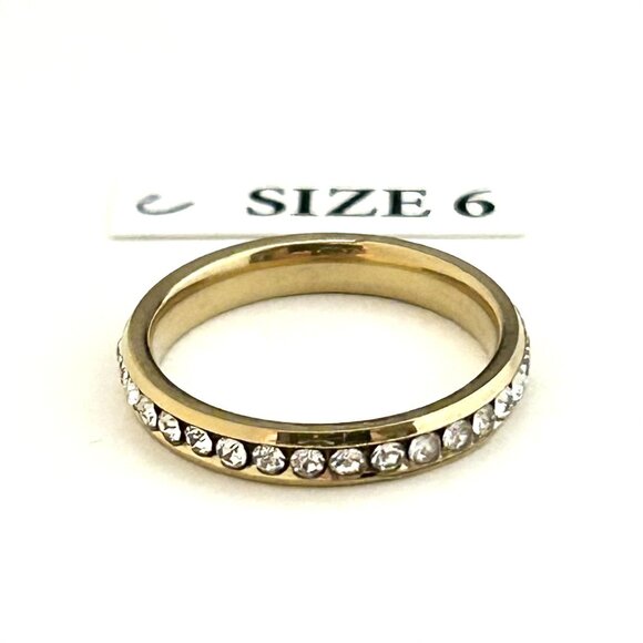 Gold Tone Ring with clear rhinestones, Size 6 Unisex - Picture 2 of 3